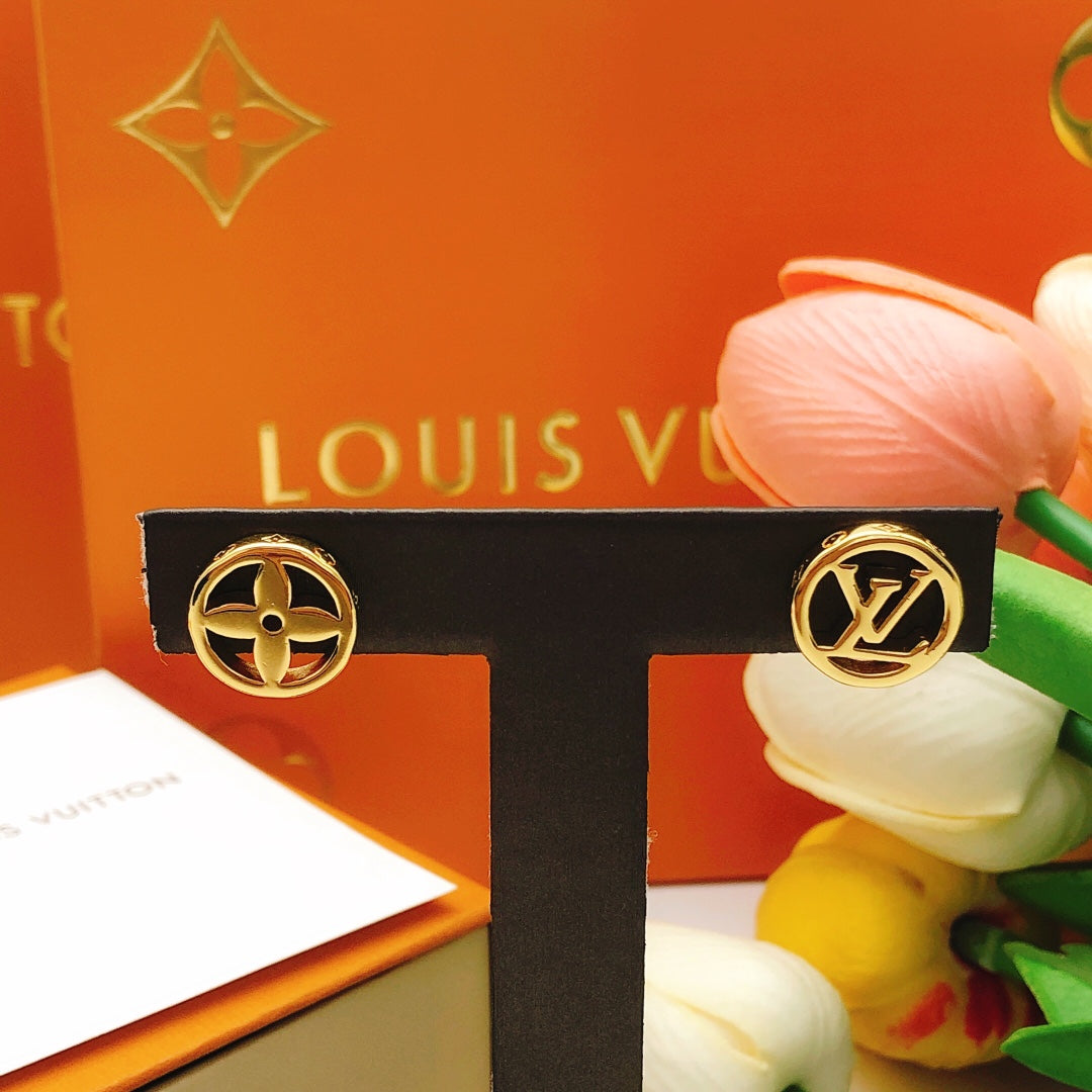 18K Louis Vuitton Blossom Earrings
