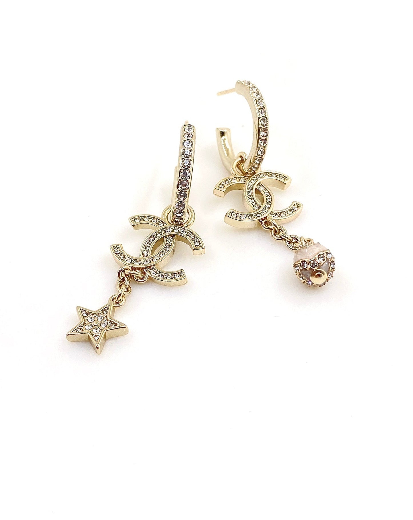 18K Chanel Star Pearls Pendant Earrings