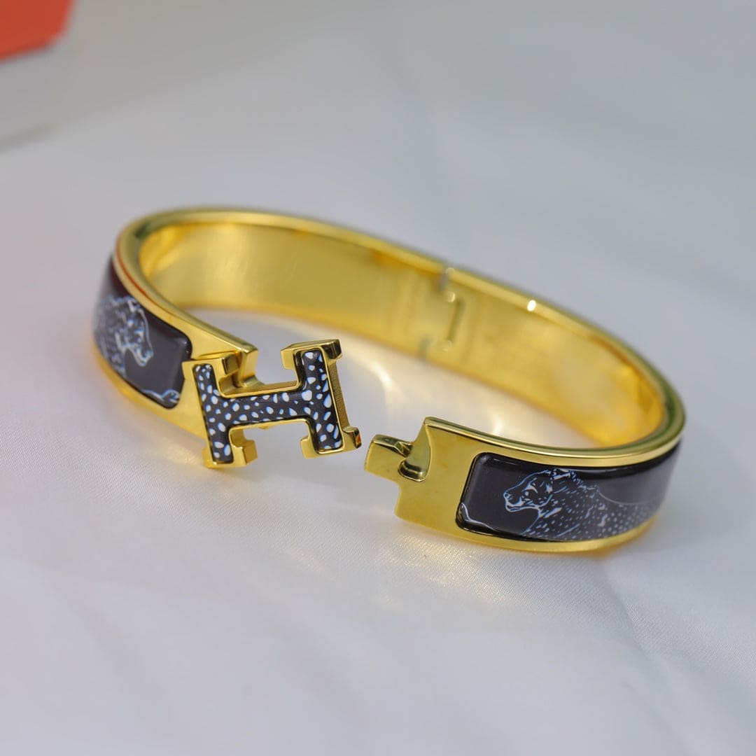 18K Guepards Clic Clac Hermes Bracelet