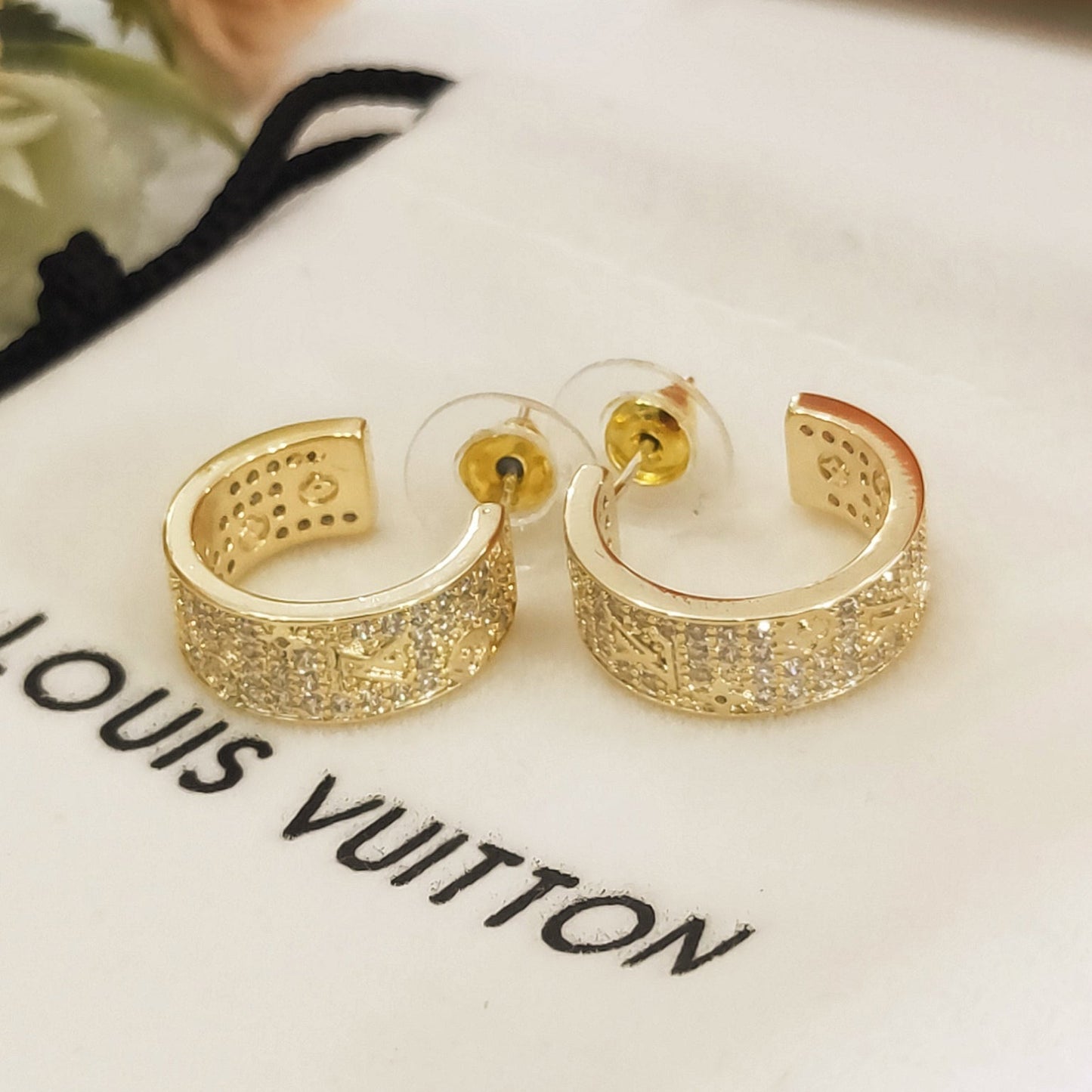 18K Louis Vuitton Circle Earrings