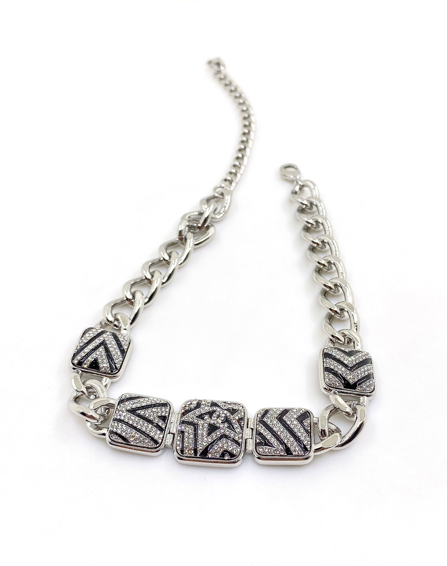 18K  Chanel Star Diamonds Necklace