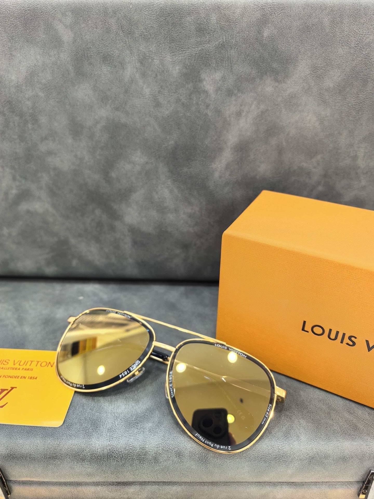 Louis Vuitton Z2636U Sunglasses